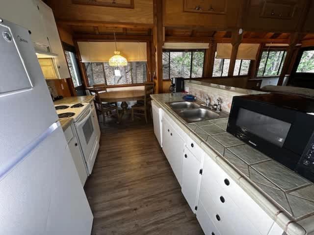 Views Inside Yosemite-Timber Lodge-Sleeps 6 Yosemite West Esterno foto